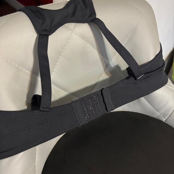 Sports bra. EUC. - Picture 2 of 2